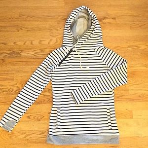 Mindy Mae’s Market Double Hoodie Size Large